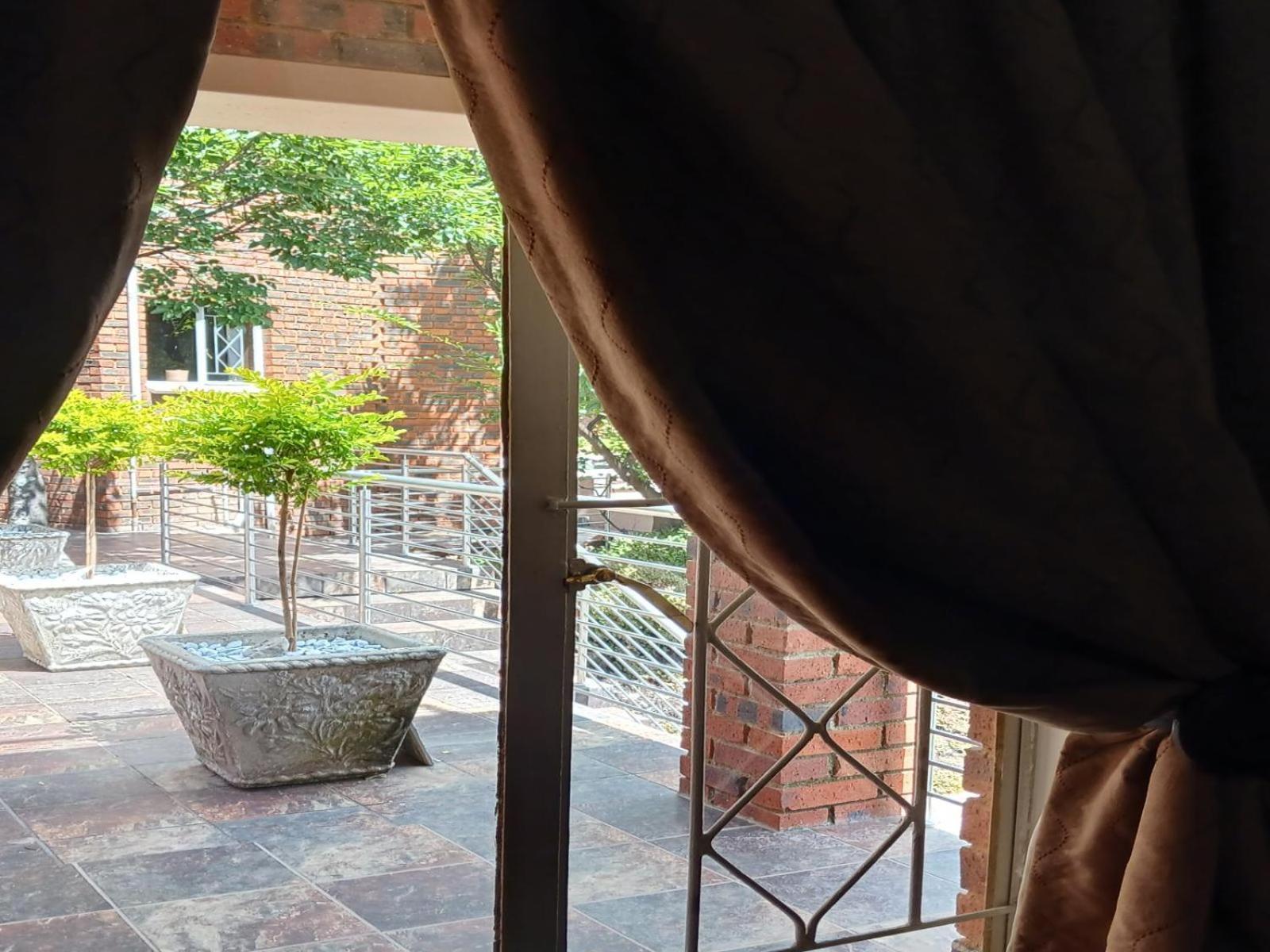 Hotel Blue Sky Manor Roodepoort Exterior foto