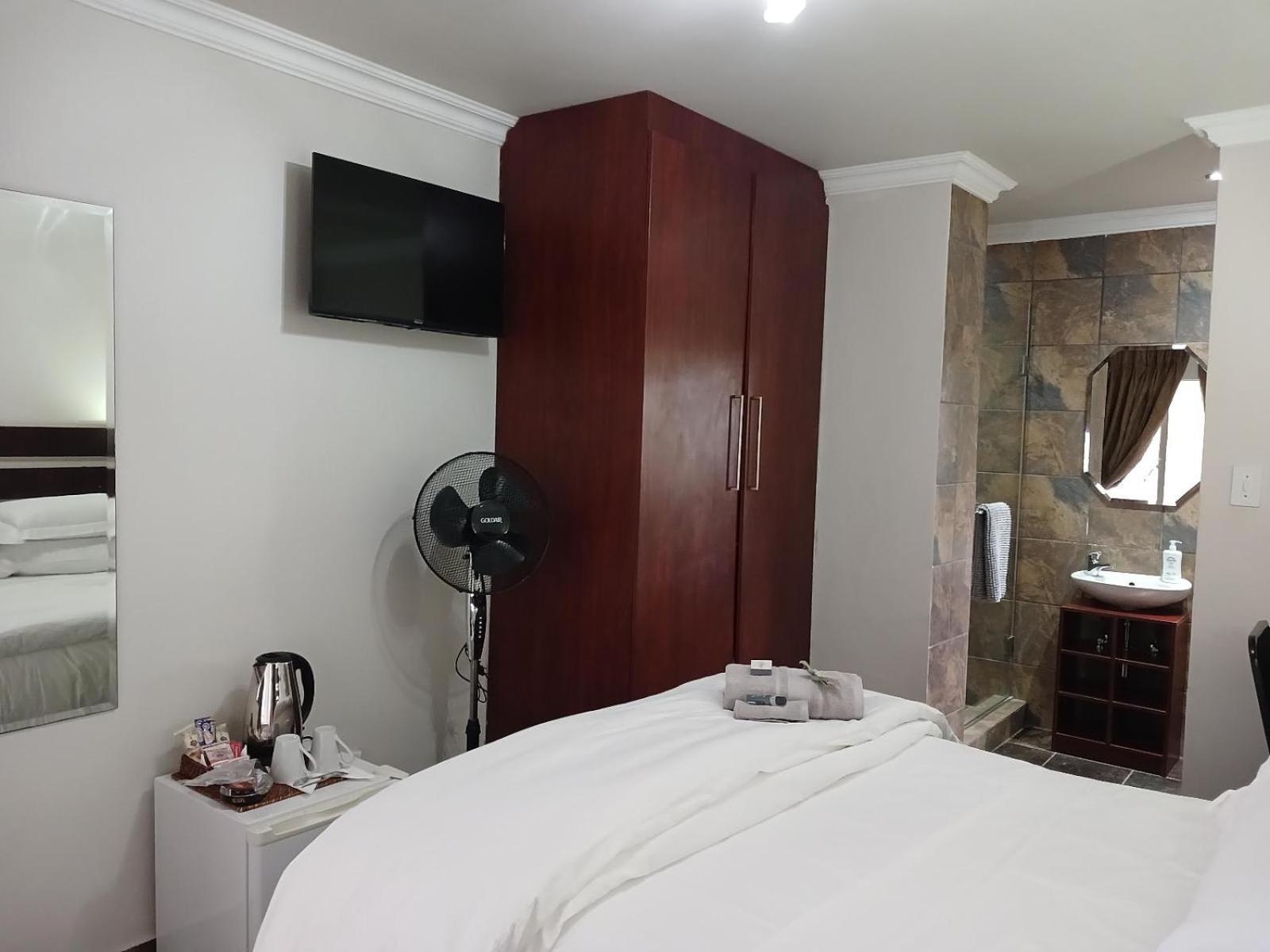 Hotel Blue Sky Manor Roodepoort Zimmer foto