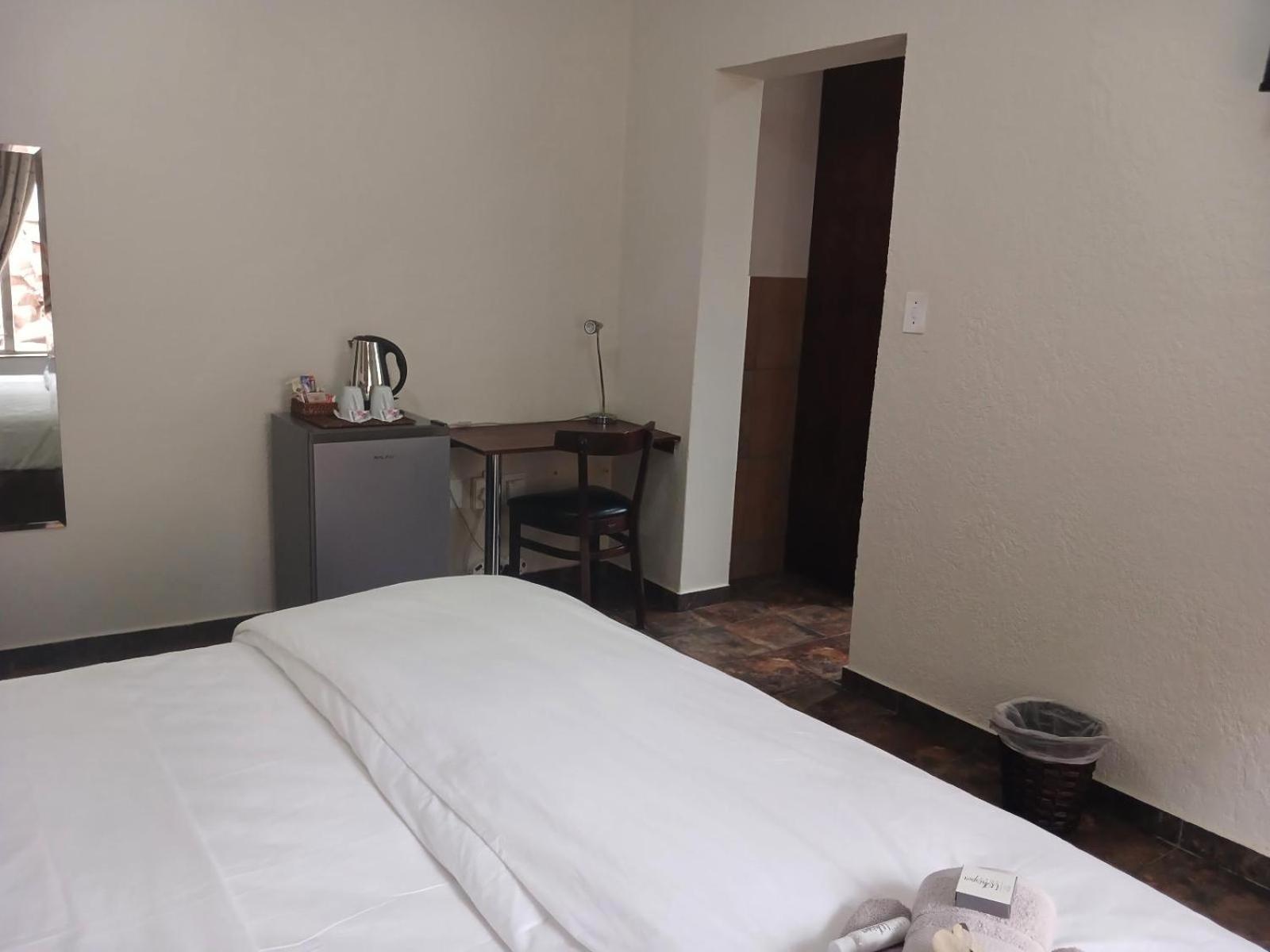 Hotel Blue Sky Manor Roodepoort Zimmer foto